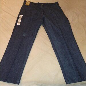 Haggar Men's Stretch Denim Pleat Front Trouser Classic Fit HC00280